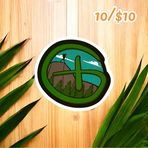 10 / $10 - Geocaching Symbol Sticker with Hiker & Mountain Scene - Hiking - Picture 1 of 1